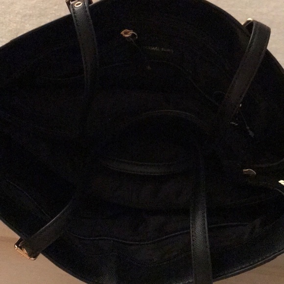 Michael Kors black tote handbag - Picture 2 of 2